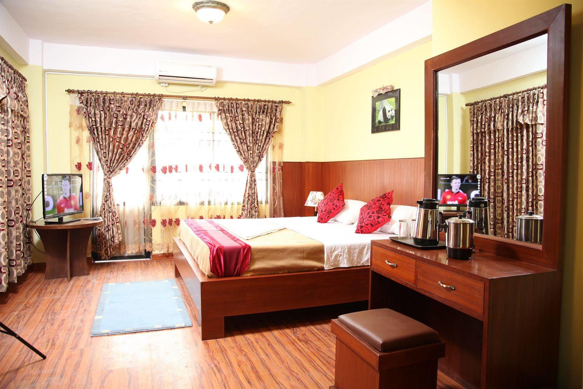 New Hotel Panda Katmandu Zewnętrze zdjęcie