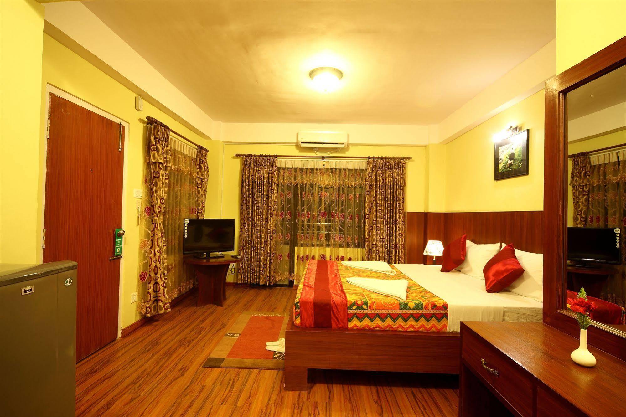 New Hotel Panda Katmandu Zewnętrze zdjęcie